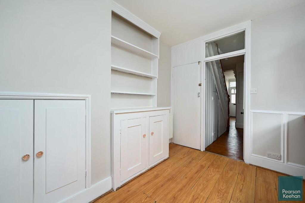 10 Kendal road, BN3 (10).jpg