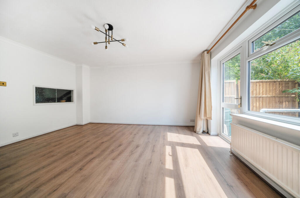 1327541-4-6894901...