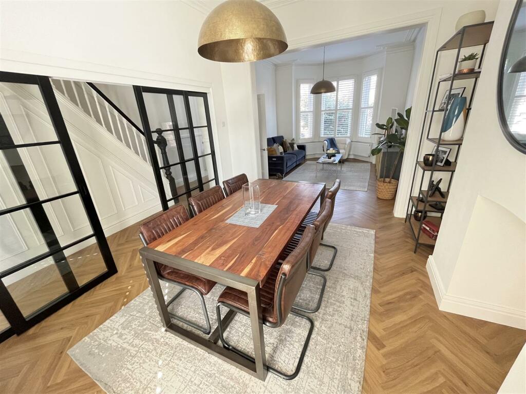 Dining Room Aspect 4.jpg