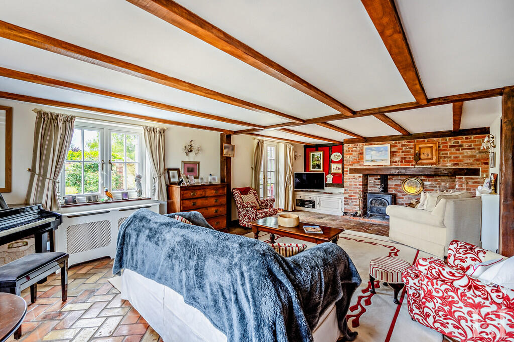 8647829-interiorW...