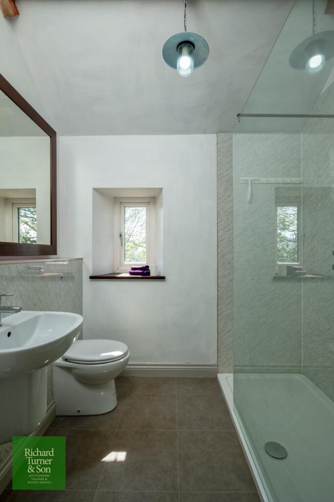 Principal Bedroom Ensuite