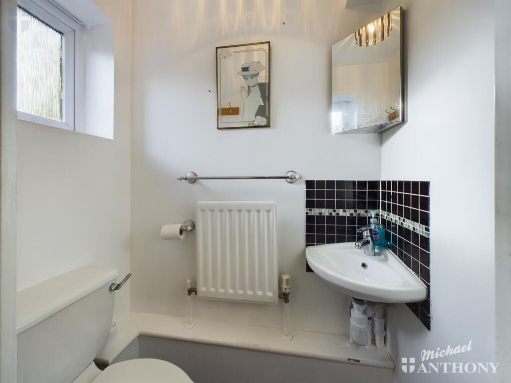 CAM03218G0-PR0497-STILL005