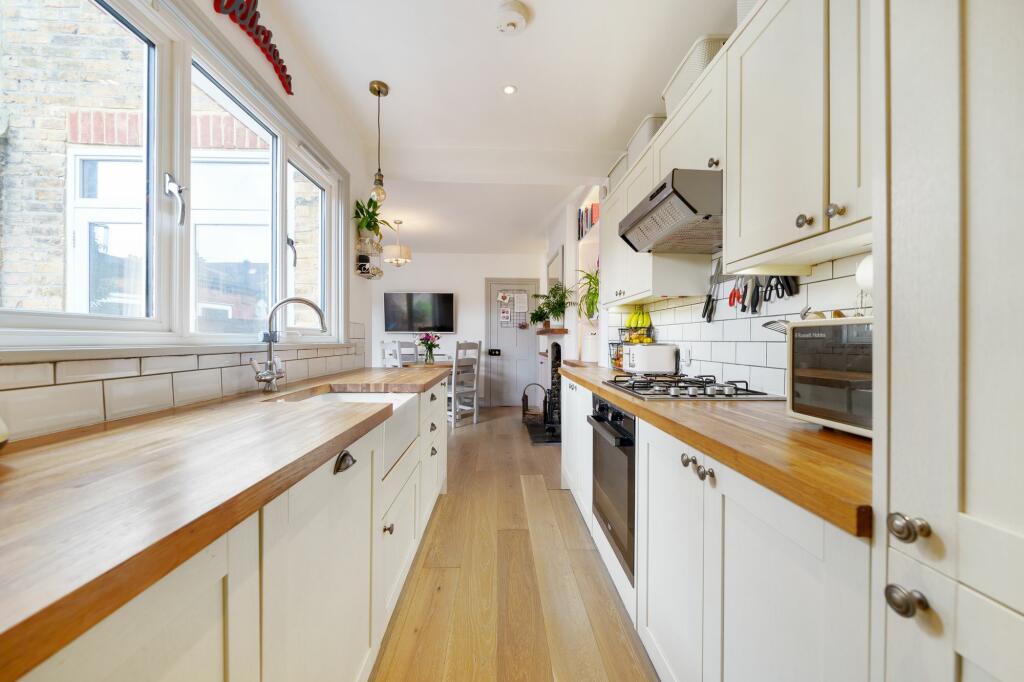 Kitchen (1)