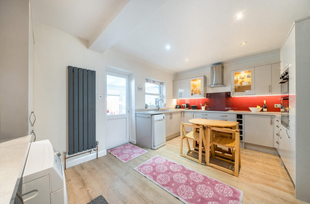 1383417-2-69207d7...