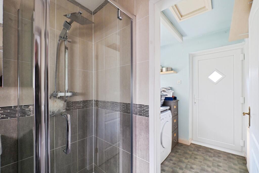 Shower Room/Utility