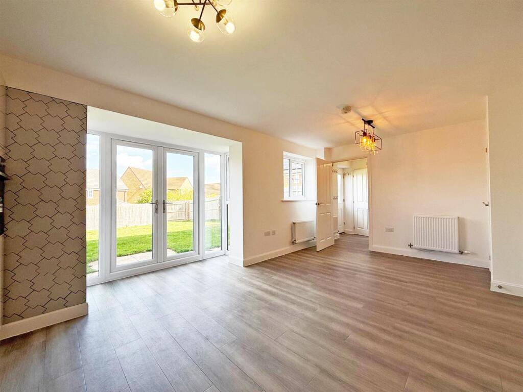 thumbnail_image4 (1).jpg