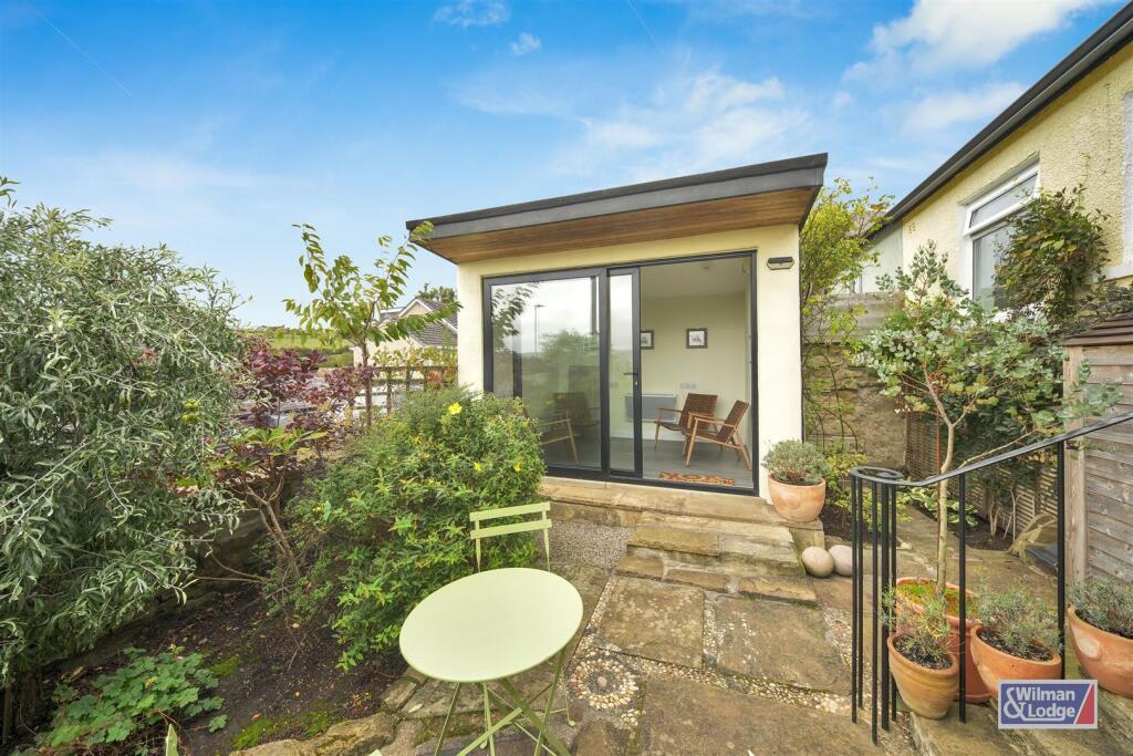 2 BED BUNGALOW