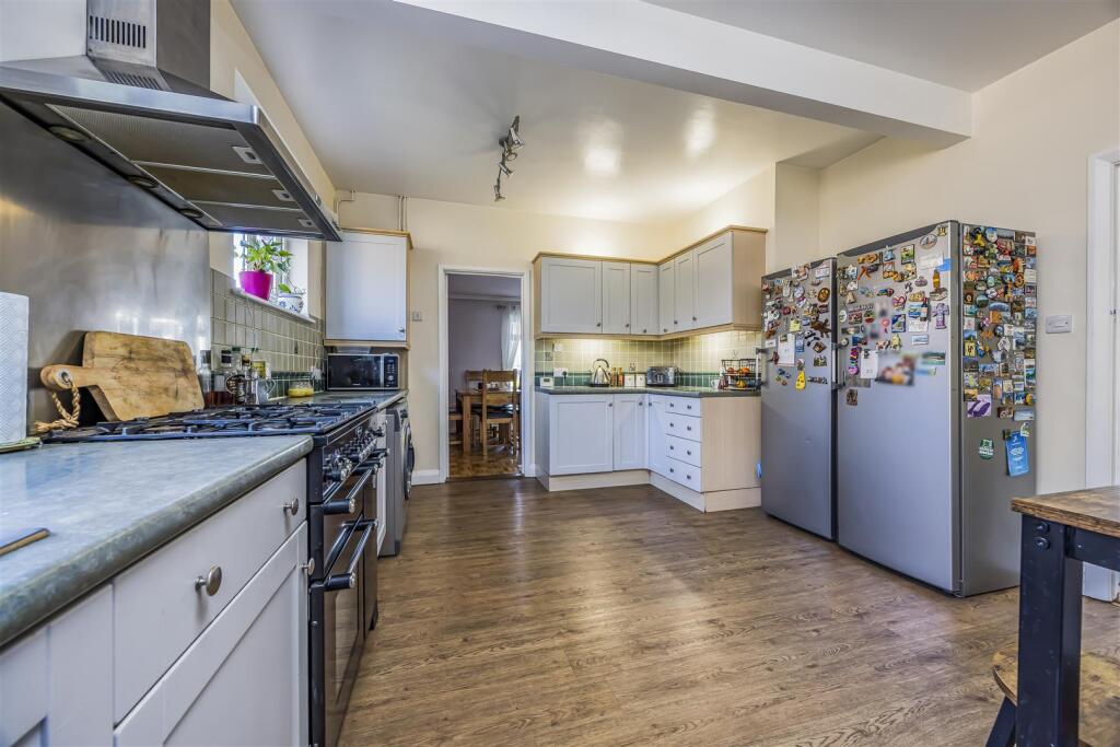 Camus, Woodmancote-PorticoMarketing-Nexa-22.jpg