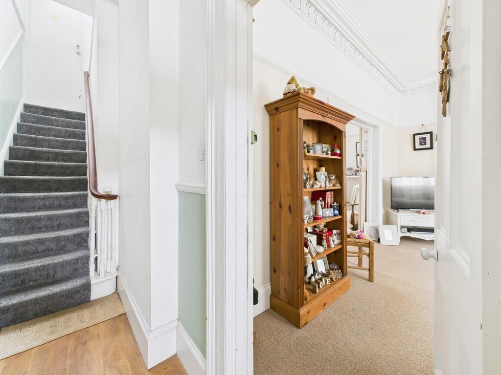 CAM03974G0-PR0160...