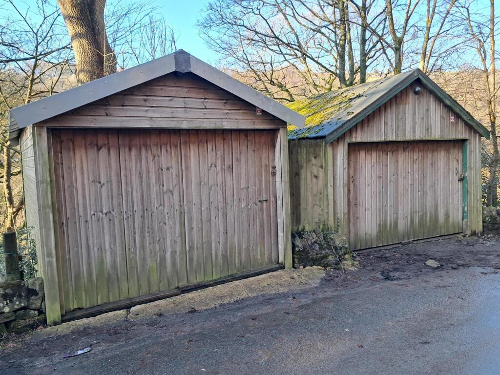 kirkstone garages.jpg