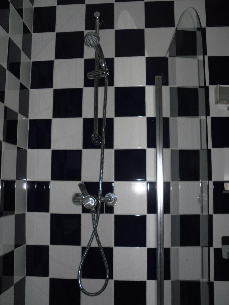 BATHROOM (1)