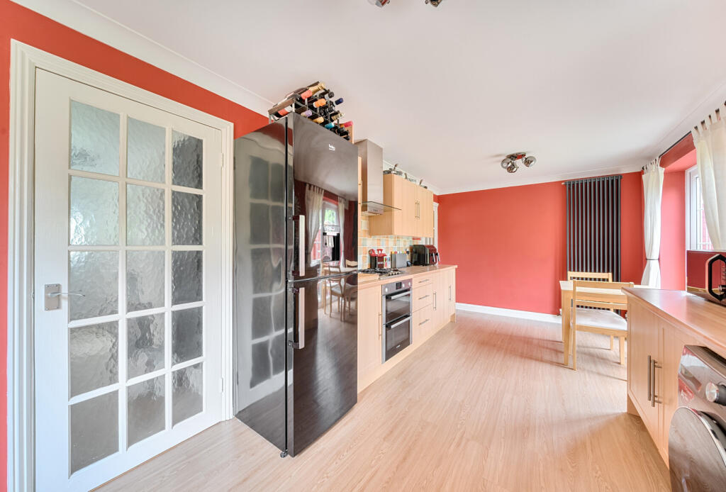 1298335-27-6831e3...