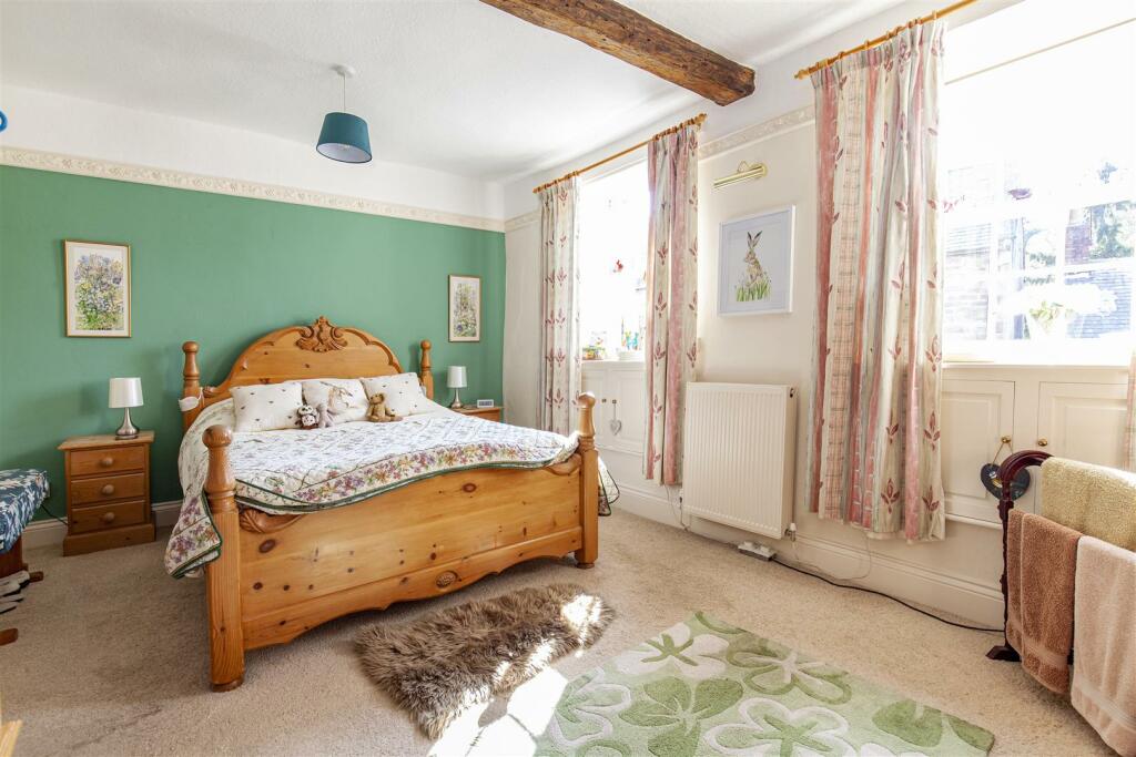 Bedroom 2-1.jpg