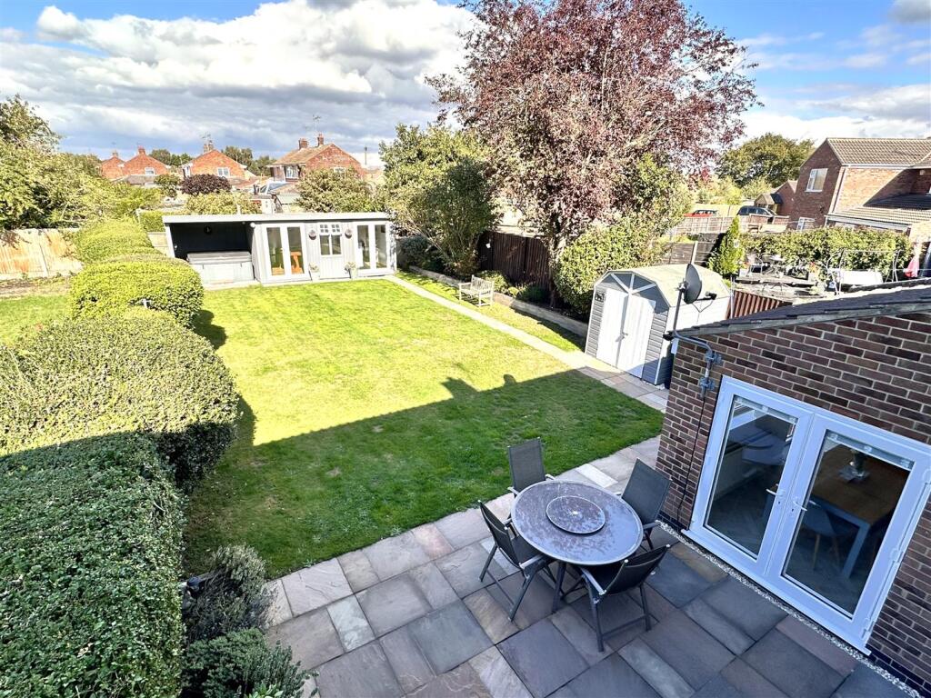Generous Rear Garden 447