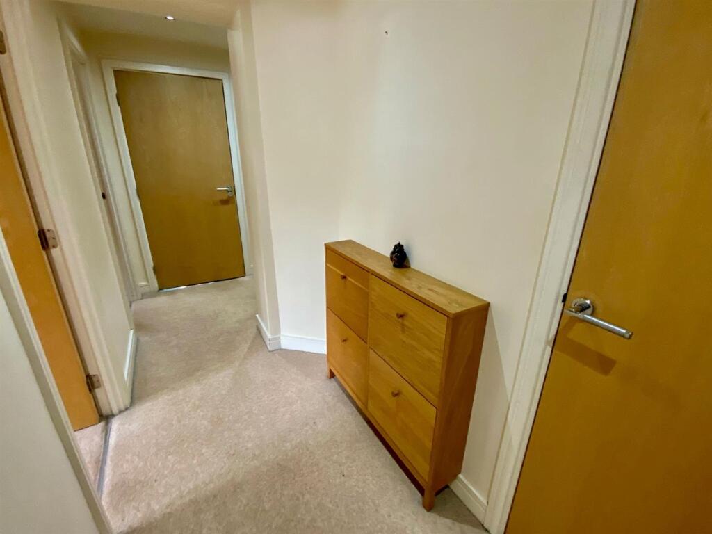 ent hall.jpg