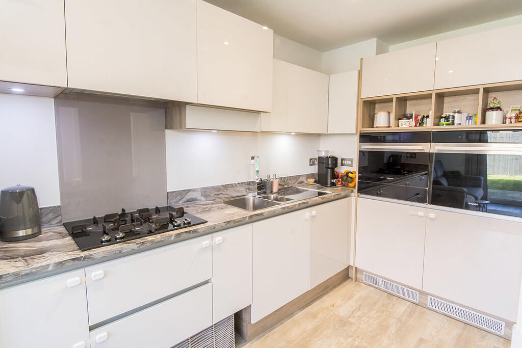 Kitchen/Diner/Lou...