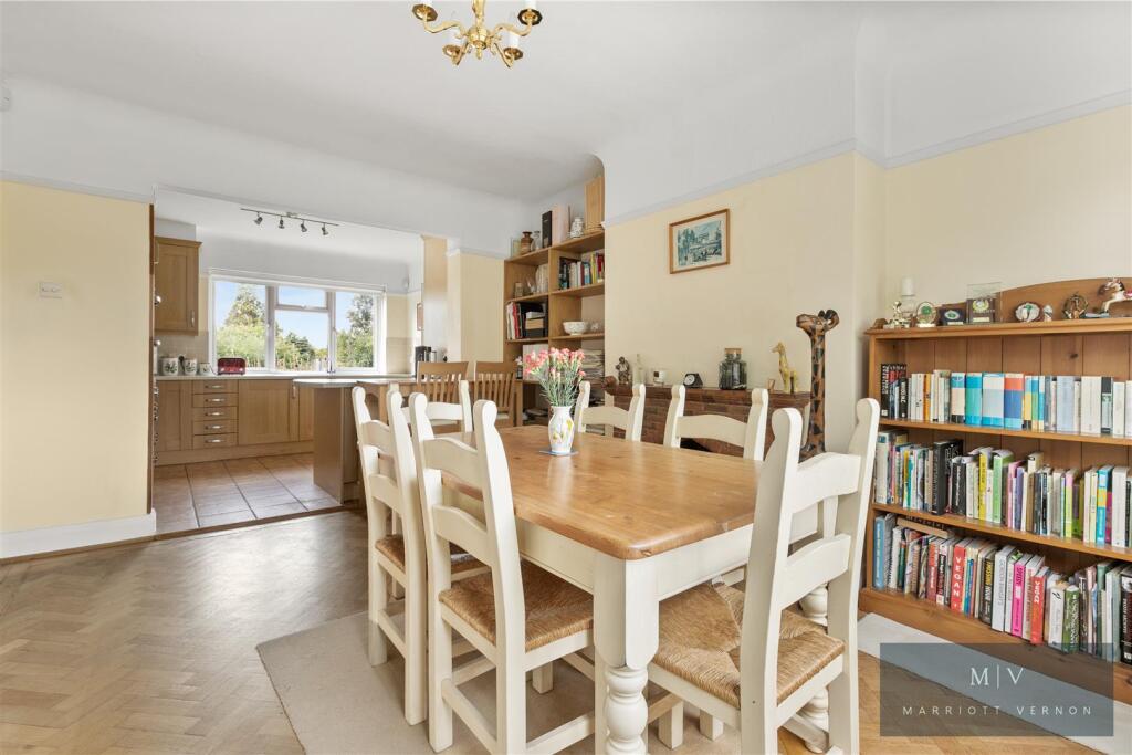 Manor Gardens 4 MV-4.jpg