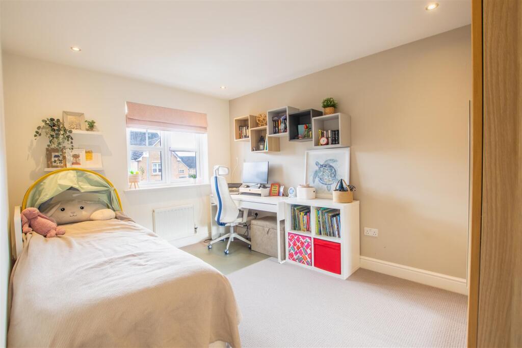 bedroom.two