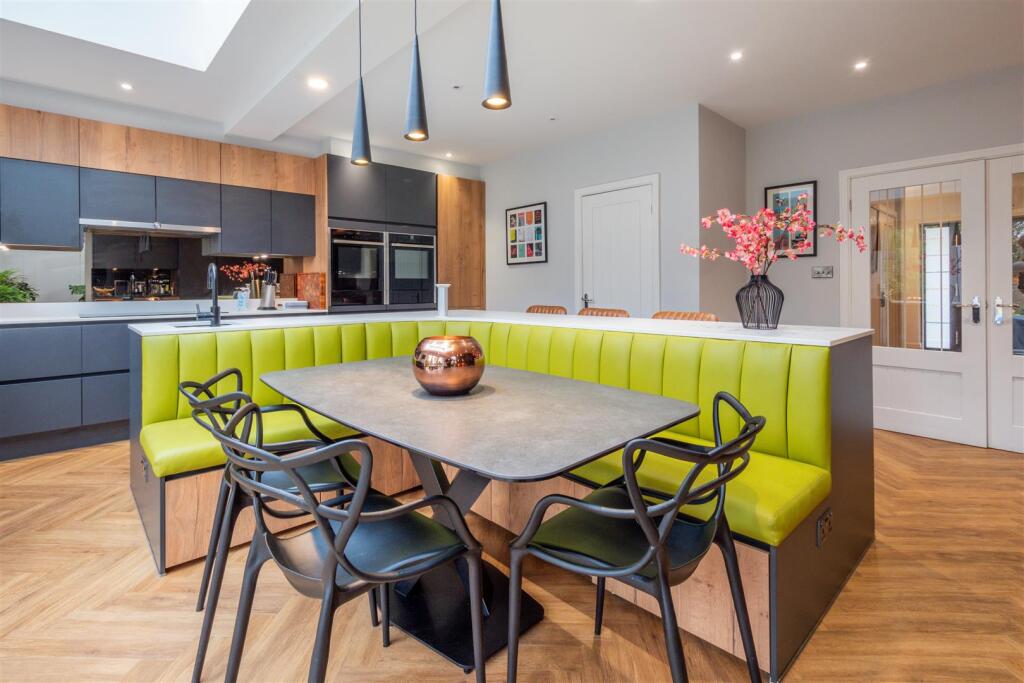 Breakfast Kitchen Aspect 3