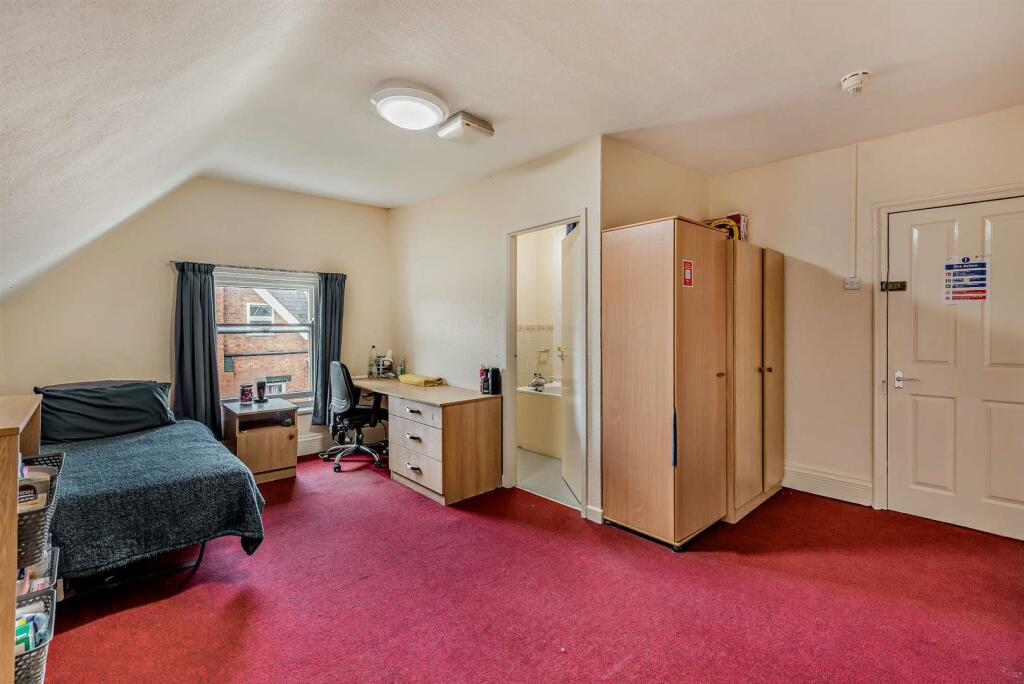 8579494-interior11-800.jpg