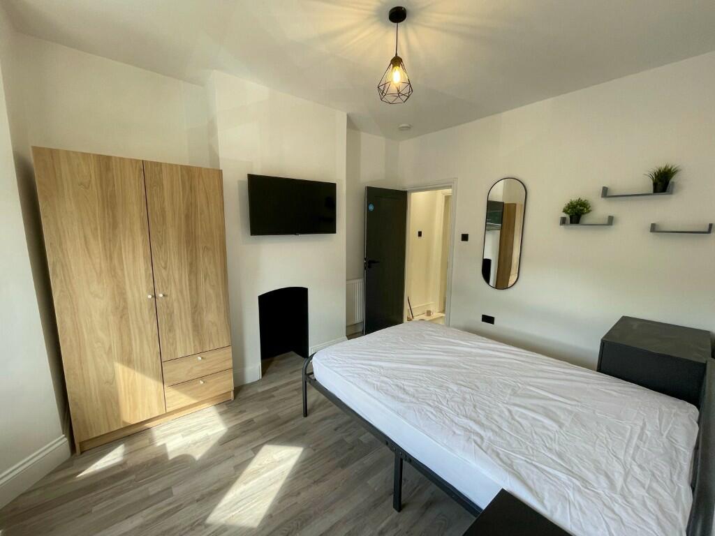 Room 5