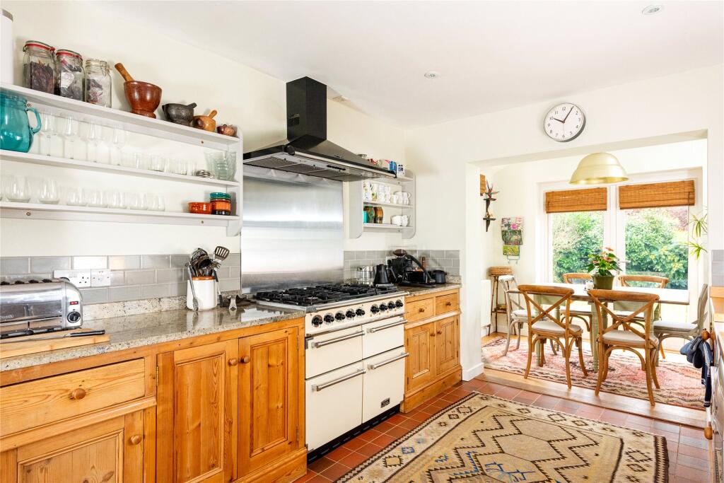 Kitchen/Breakfast