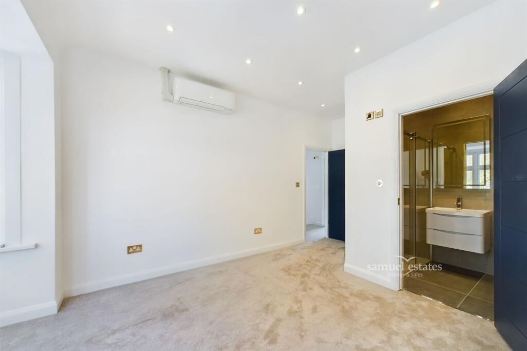 2nd Bedroom