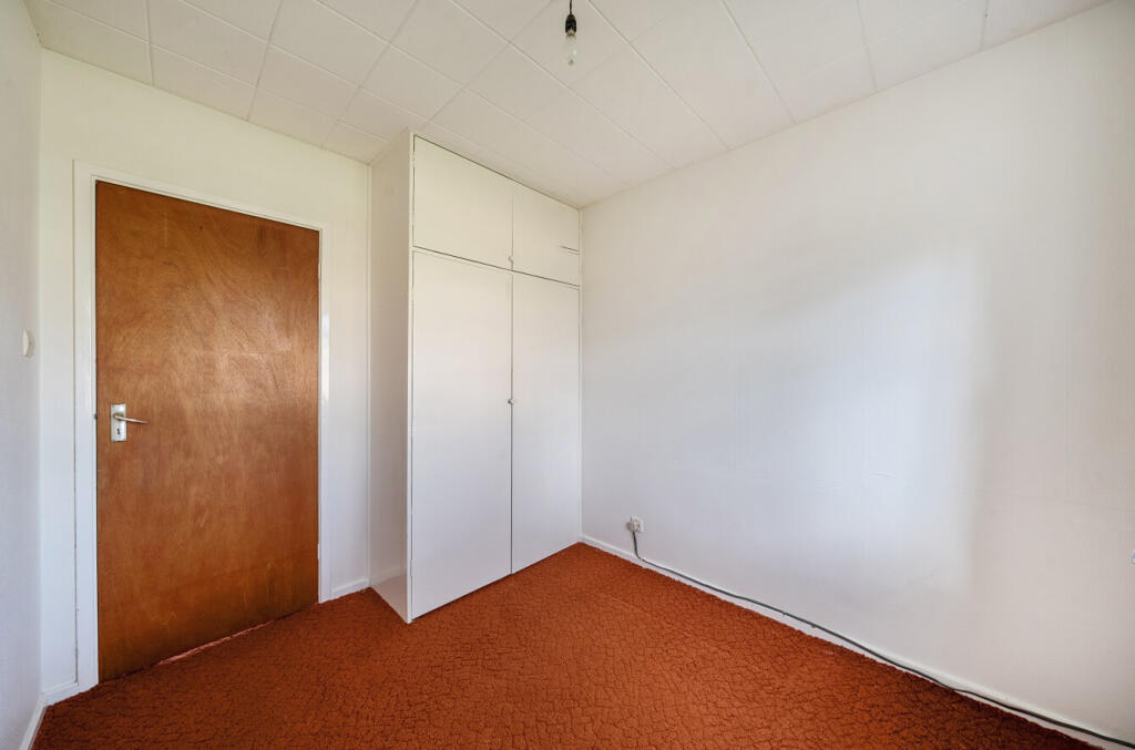 1359274-10-68d41d...