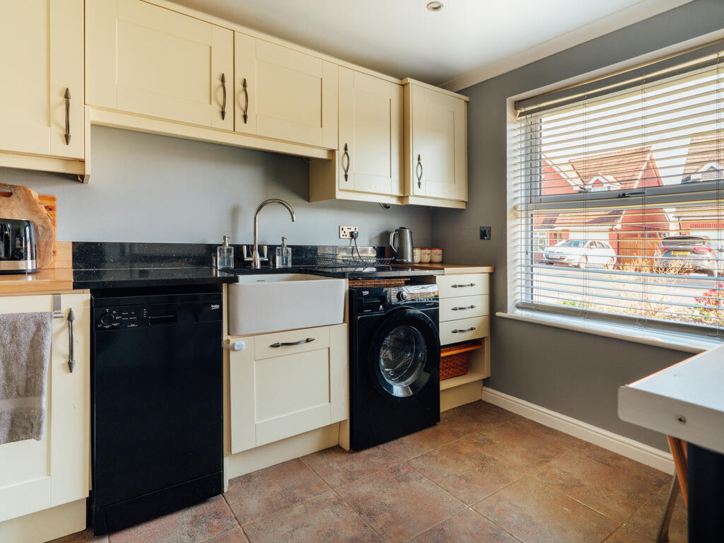 Kitchen / Breakfast Room