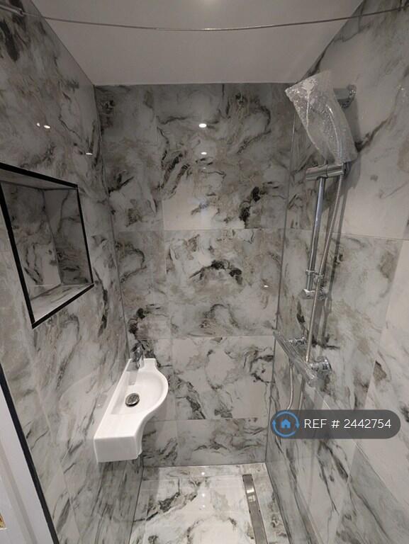 Gym Shower