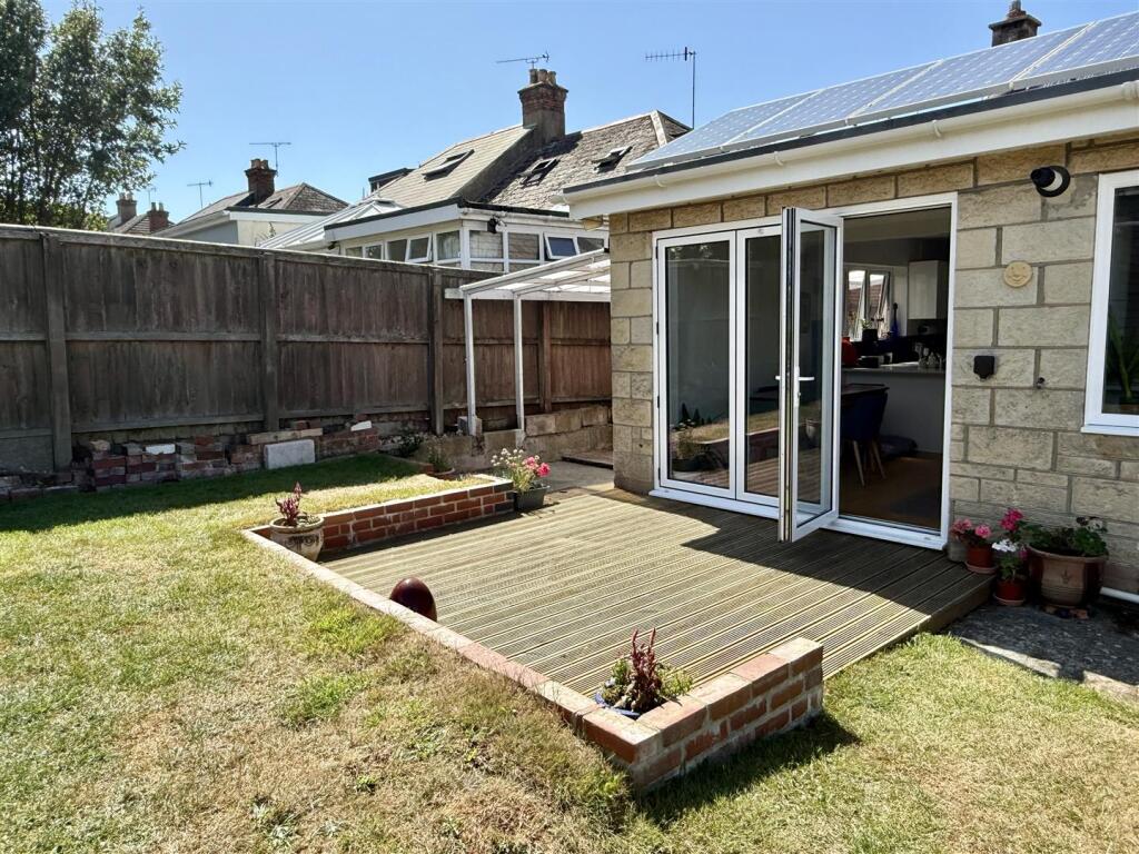 Rear Garden: