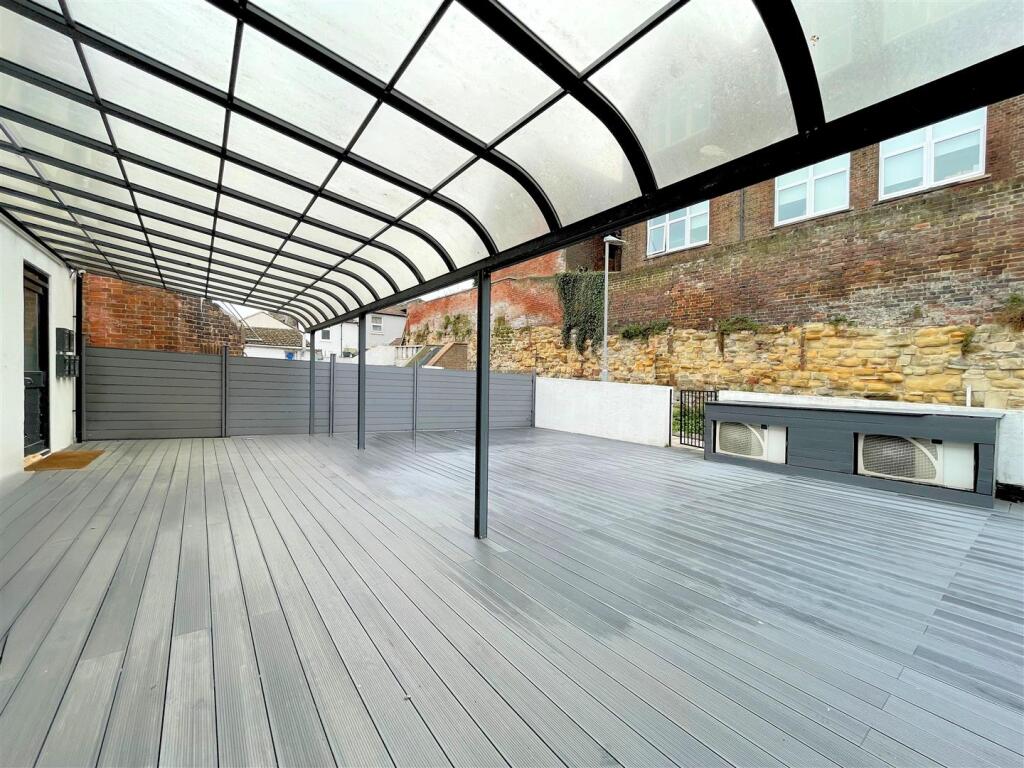 Communal Decking
