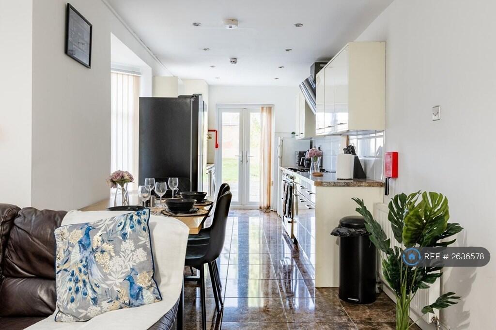 Open Plan Kitchen Area 