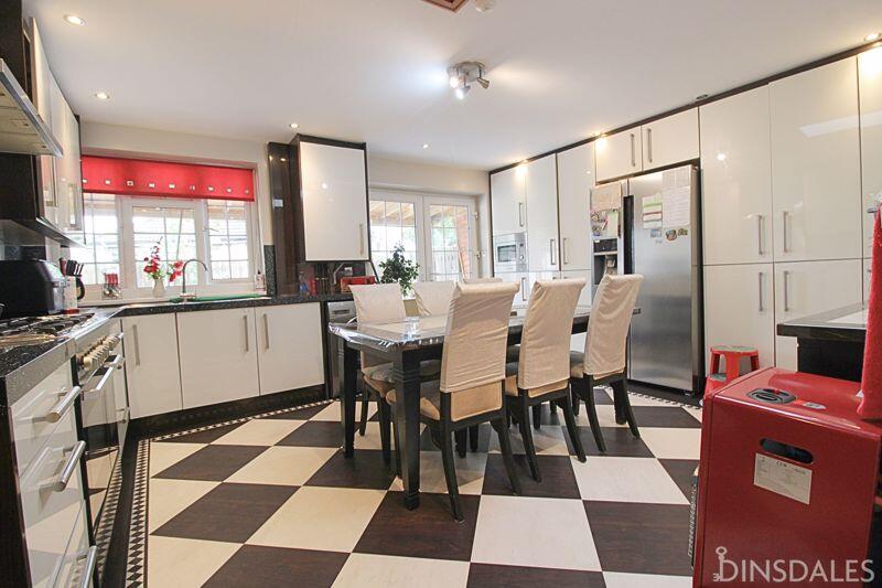Kitchen Diner