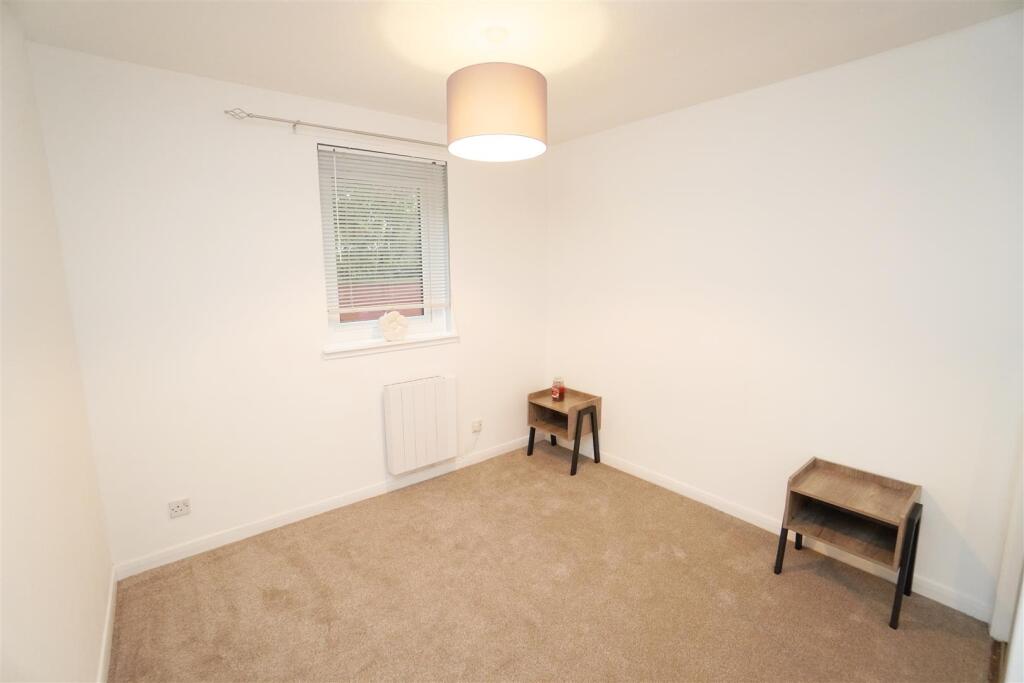bedroom.jpg