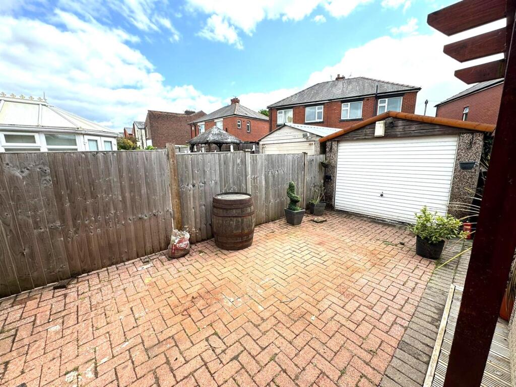 PHOTO-2025-06-06-12-22-10 8.jpg