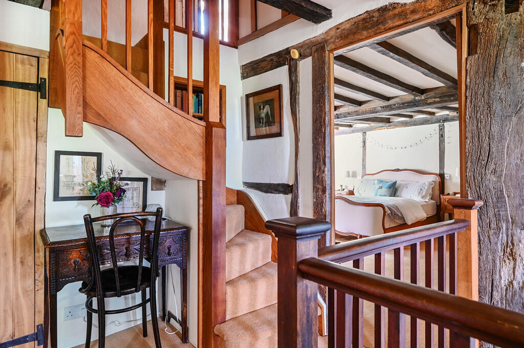 tibbs-farmhouse-t...