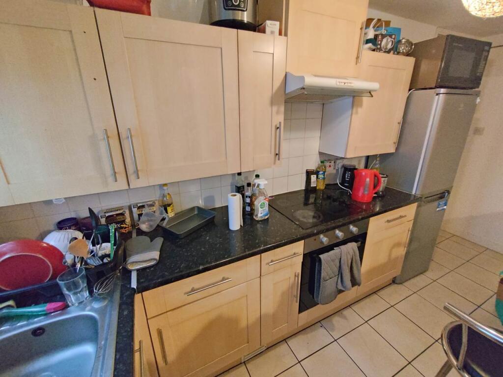 Kitchen (2)