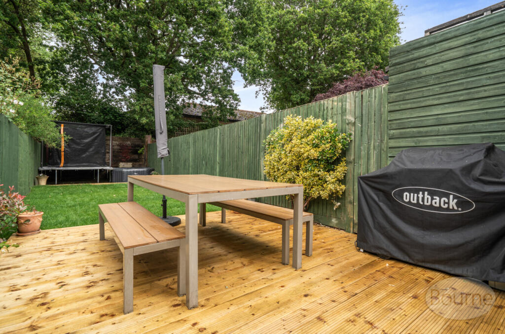 4a114963-29eb-4b4...