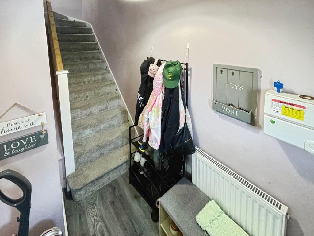 19ded178-6-44FA-858D-69342F93CCF3-4962-000000AEE13