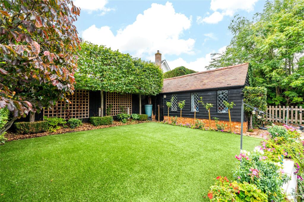 Garden/Outbuilding