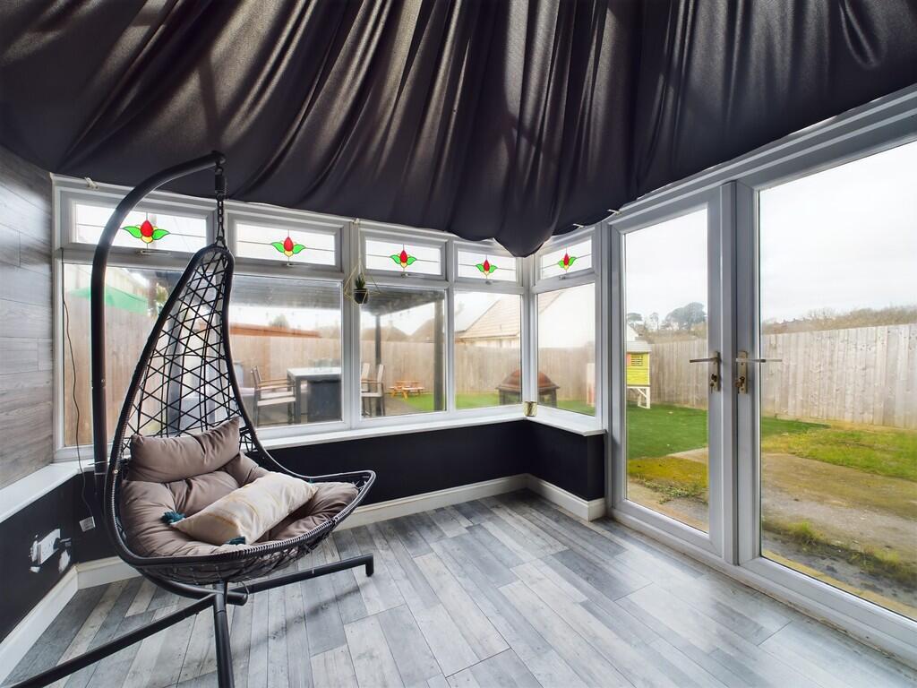 CAM02089G0-PR0386...