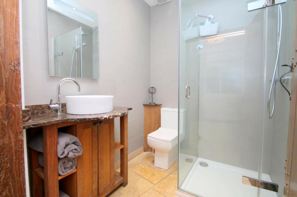 Shower Room [Ground 