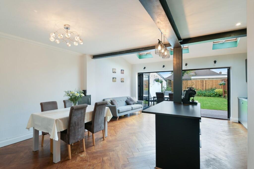 FRANCIS CLOSE, (17).jpg