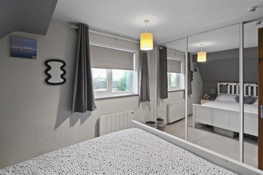 Lovell Court  (3).jpg