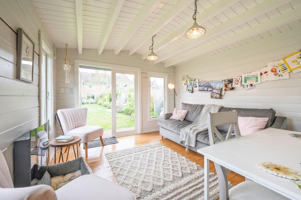 Summer House Family Room