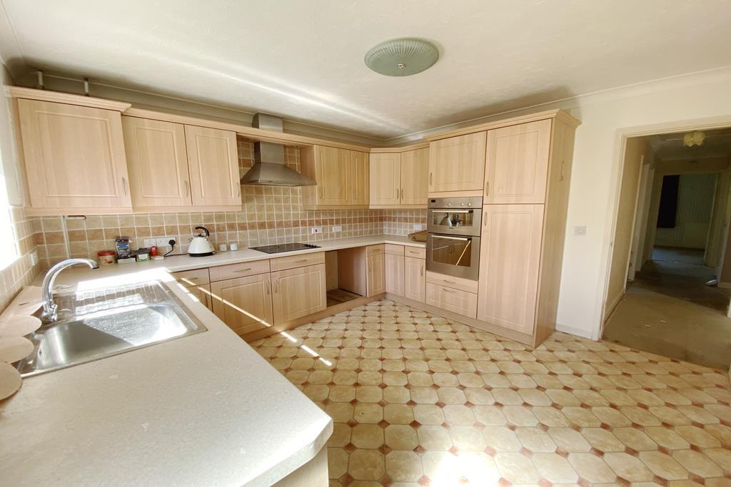 Kitchen/Breakfast Rm