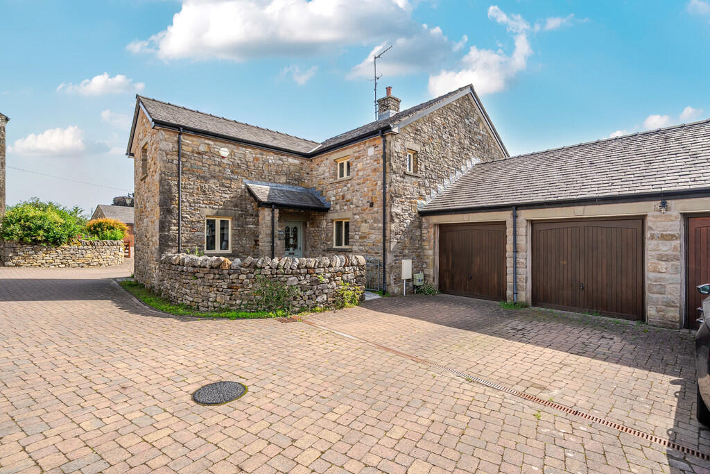9 Lowther Court