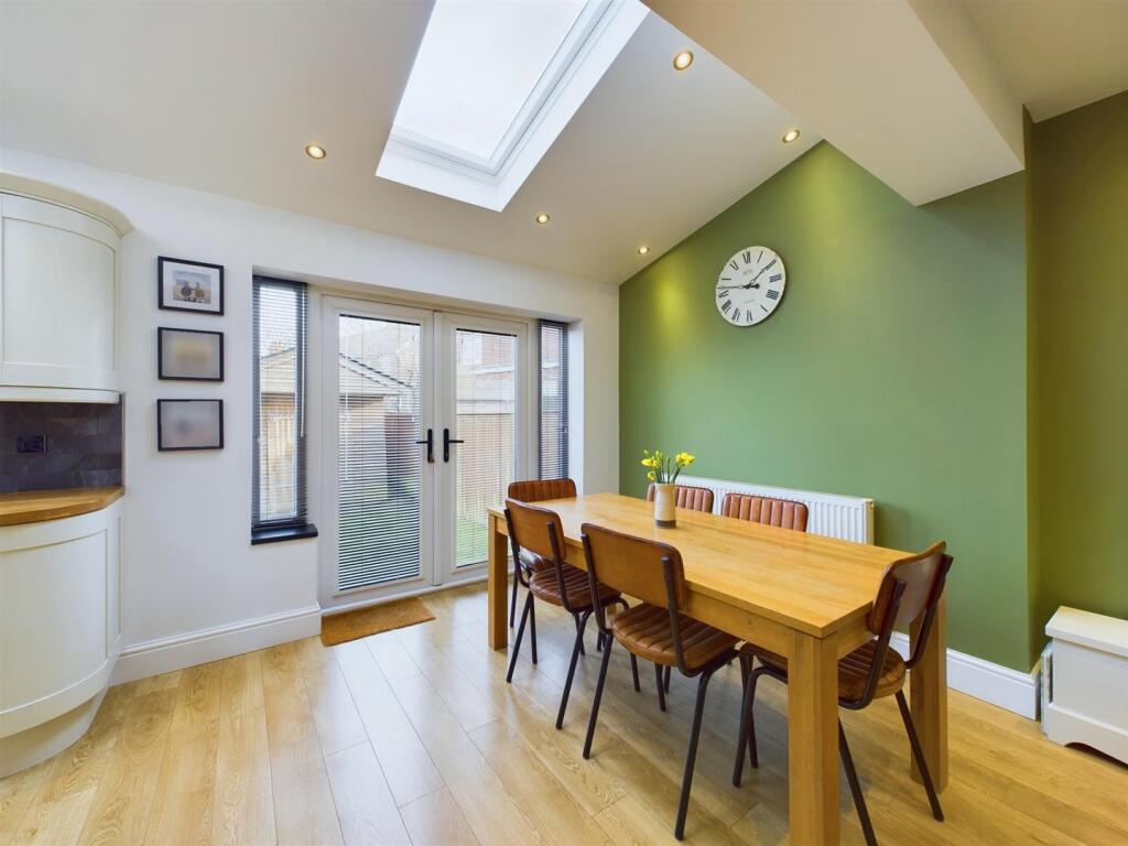 Dining area:
