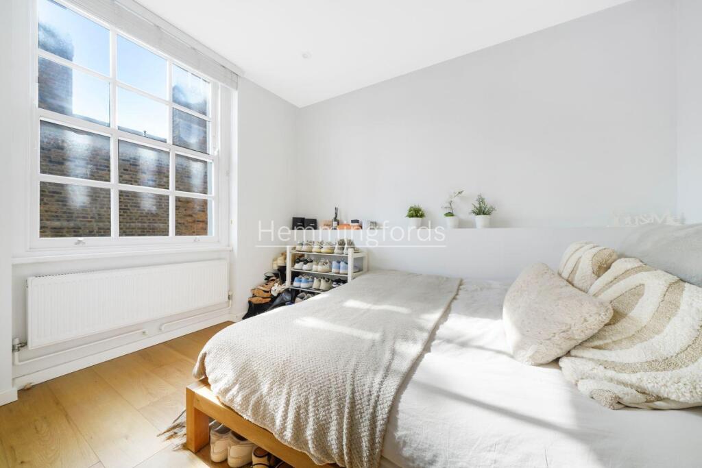 Flat 2, 142 Regents Park Road - 2UXgxa1a3P6nEbuqA4
